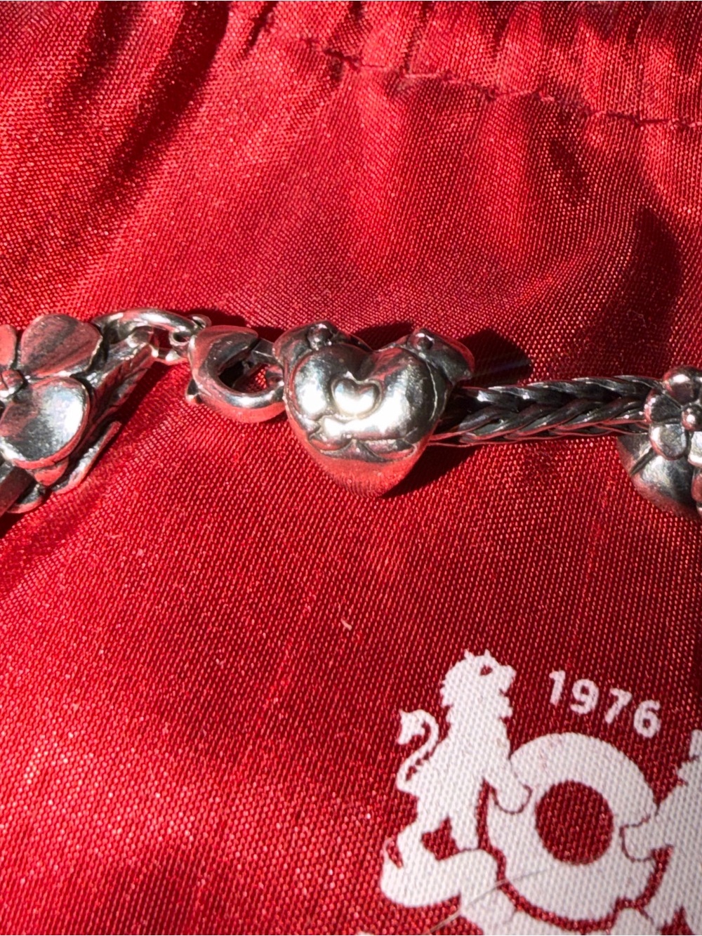 Trollbeads Hugging Heart bead